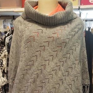 Andrew Marc New York Poncho